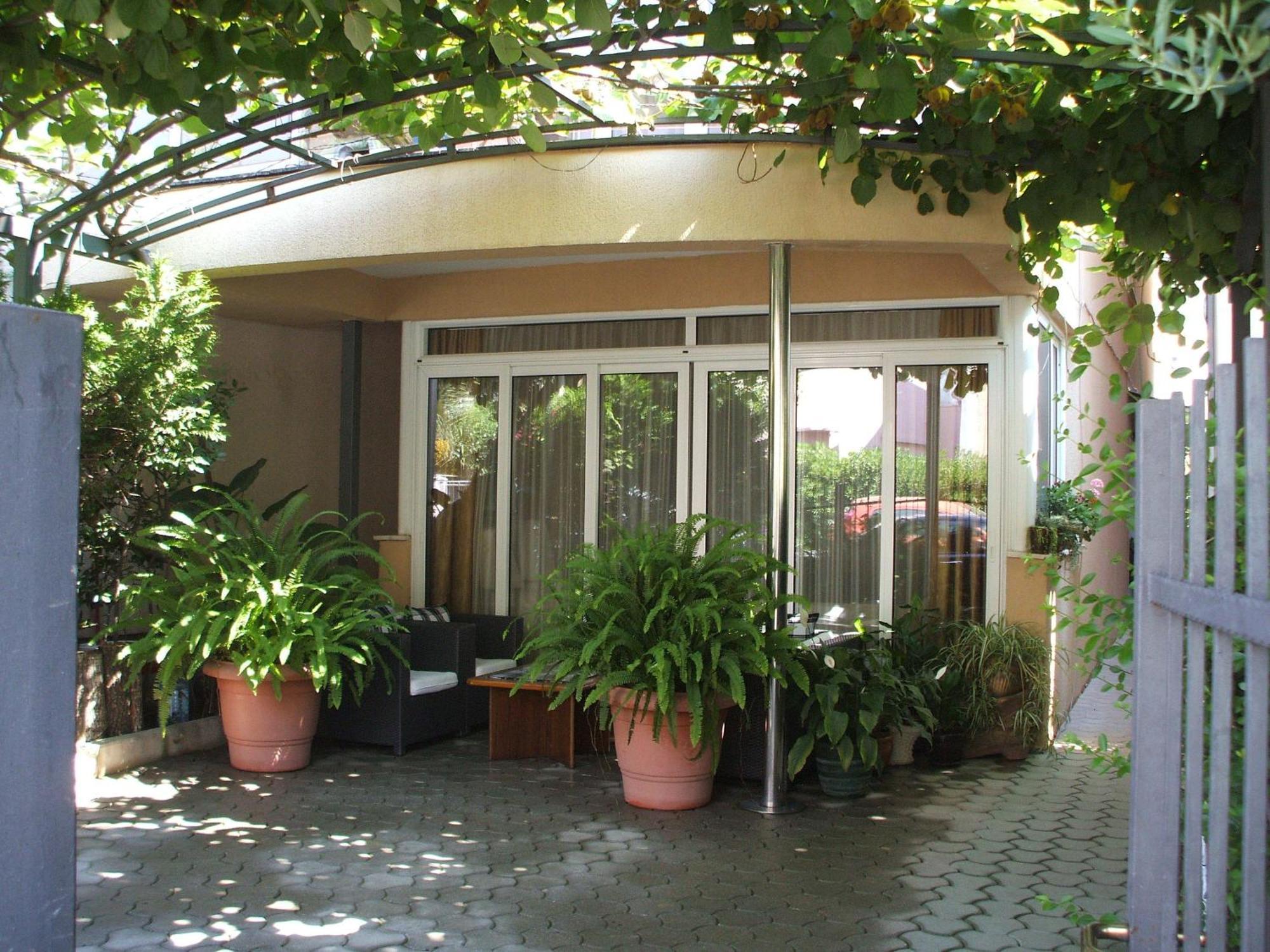 Egon Apartments Budva Eksteriør bilde